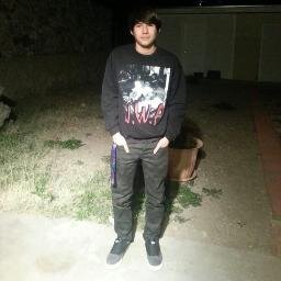 DrewthekkkDrew's profile picture. Pink is for tough guyz.