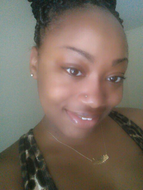02/13. Single. Follow me on instagram: @meandra13
