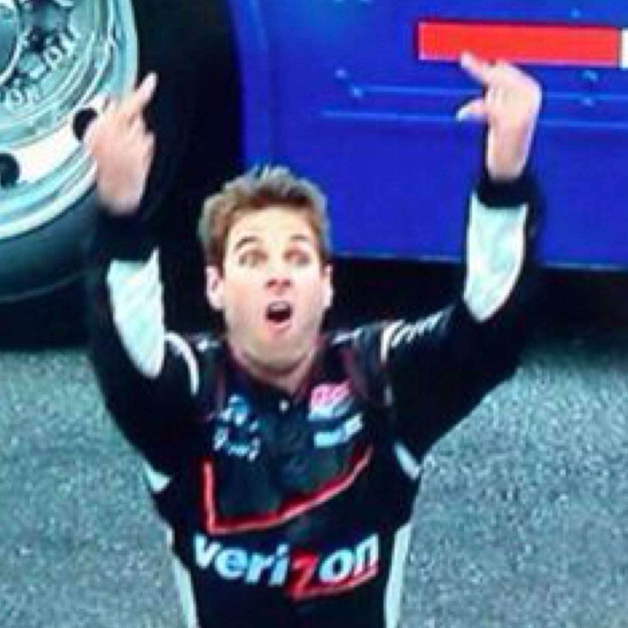 CommuterRants's profile picture. Commuting sucks, hopefully our misfortunes make your day better. Now get the fuck out of my lane. 18+