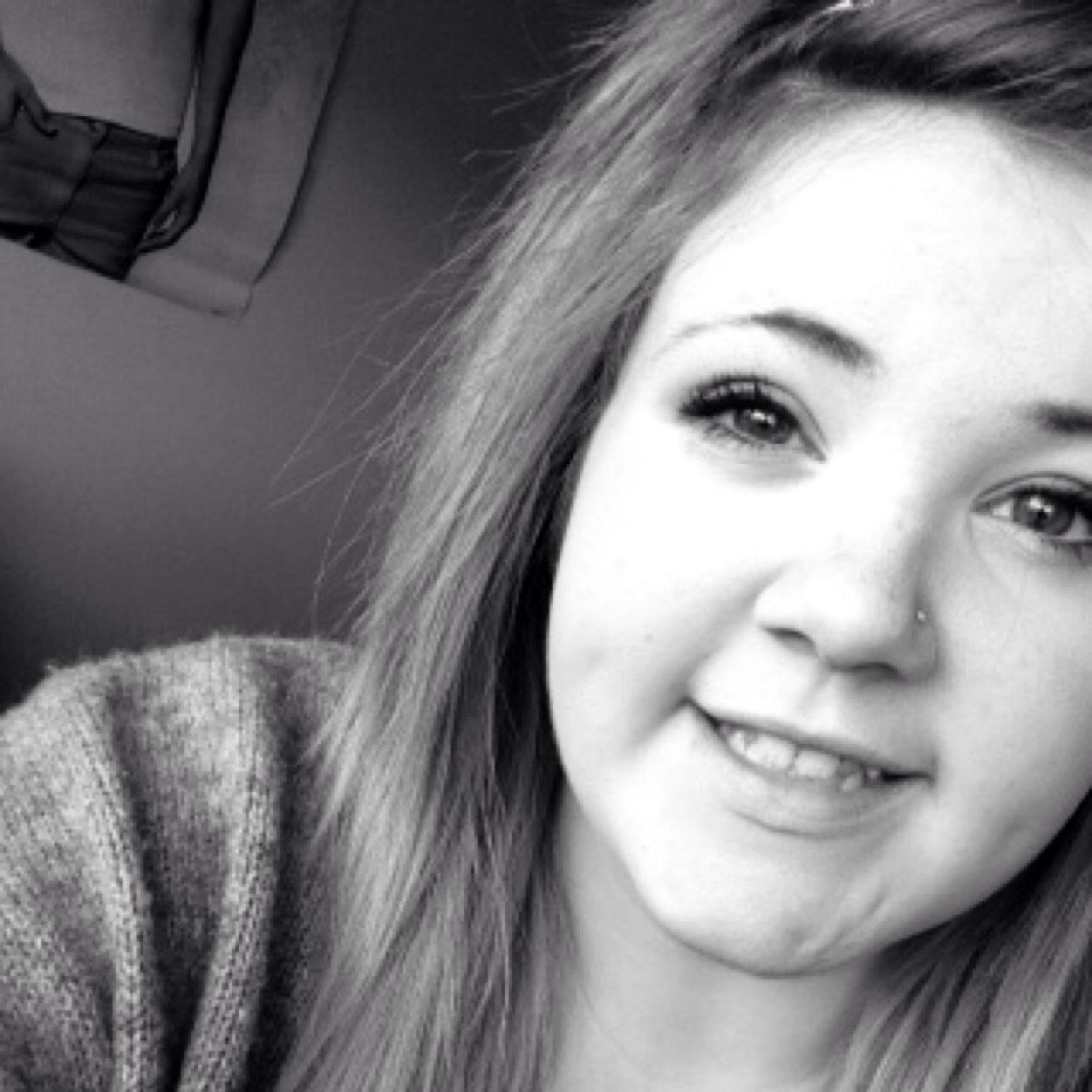 Its Megan 
15, Irish
You look lost
Follow me! 
Snapchat- megannnx_x