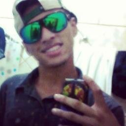 A paz vai morar em quem perceber, que estendender a mão é viver.