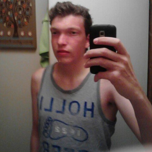 s1denhamb's profile picture. I'm not sure what I'm doing in life, but I'm sure I will leave with a BANG!