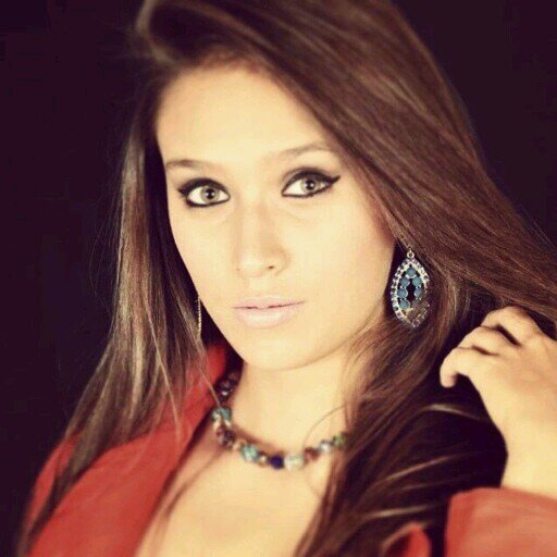 melinnap's profile picture. “Deus me proteja de gente má, cruel, invejosa. Mas, principalmente, de gente sem graça, sem sal, sem veneno, sem beleza e sem loucura.”