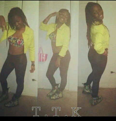 IM A BITCH WHO LIVE FOR SKITTLES™