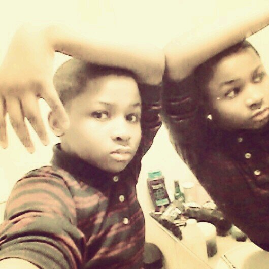 I'm Nate yall! I'm 17, I go to Haughton High, and I wanna be a model. So yeah. Get to know me (0;