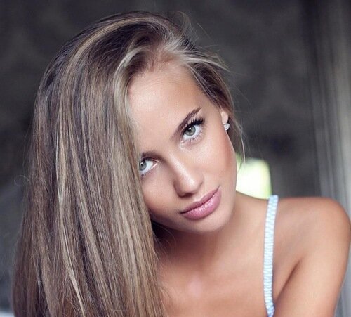 CarlynnMcCambro's profile picture. Real boyfriend = calls you for NOTHING, texts you all the time, wants to see you, gets jealous, over protective & LOVES YOU.