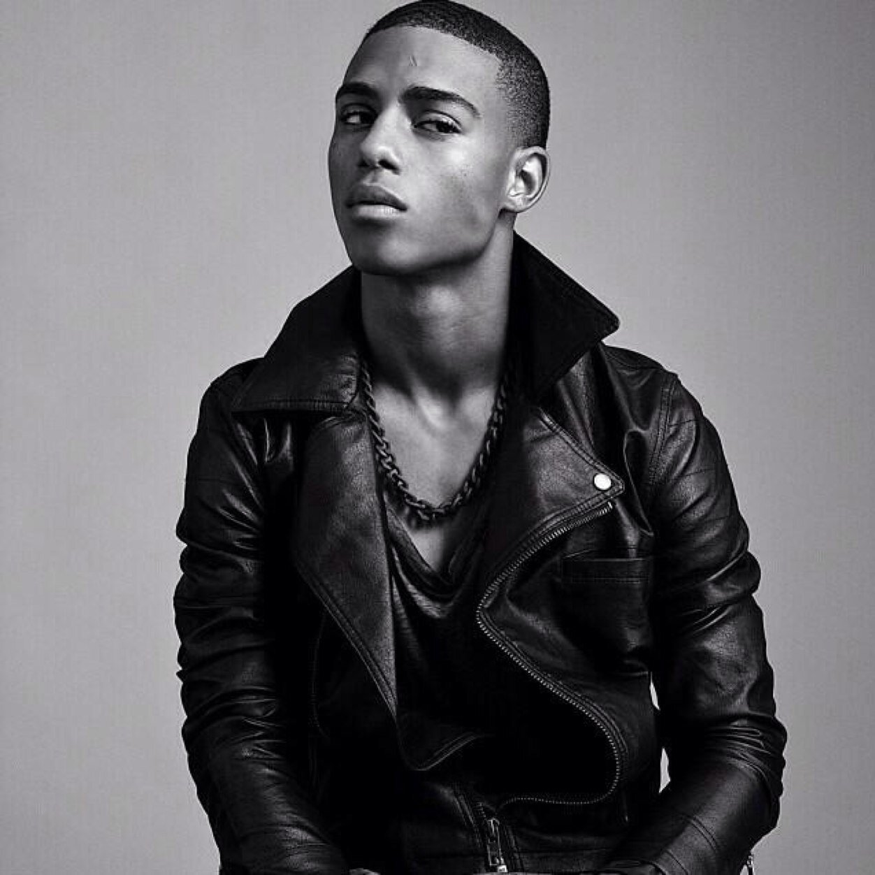 The world will burn. @BeastOfBrass and I will make it so. #Reaper |@TheRaptureRP|21+