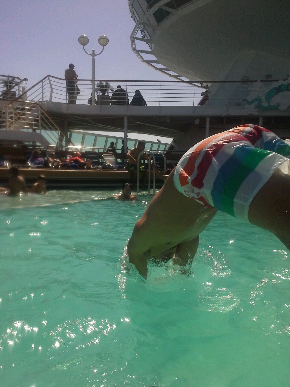 pvera_049's profile picture. 