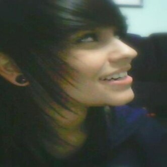 Si right thee, smile, no.. just stay there.