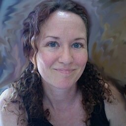 Om is a spiritual counsellor and healer who specialises in energy work, #aura reading, mindfulness, vegan health and quality #selfcare