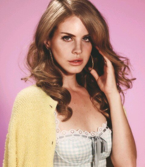 I am a girl who feels invisible unseen fucking seriously:) Lana del rey is my drug♡ 14/02/12♡ ♫My life is based on a book♪ Thanks for follow honey:)