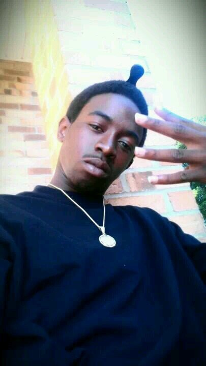 simeonmoore239's profile picture. Lick my balls