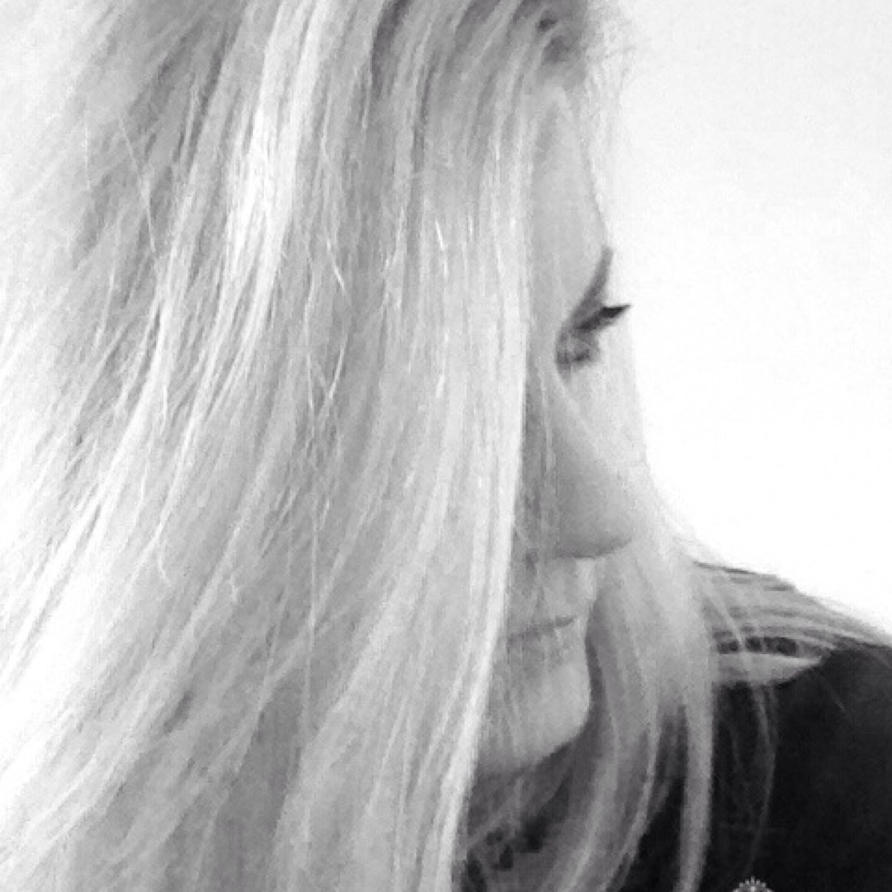 shearn03's profile picture. Christian, Wife, Mother of two daughters, Social Worker. Love  my family, friends and BBN!💙🇺🇸