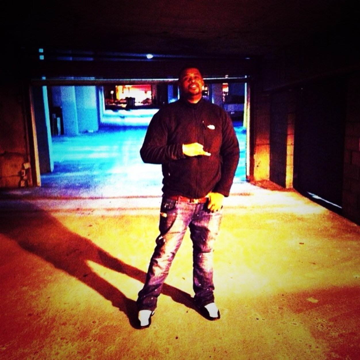 selfish ...... hungry.......stingy what ever you call it i gotta make it by anymeans to feed my love ones 

College Basketball/Music Artist/ IG:instant_mojo