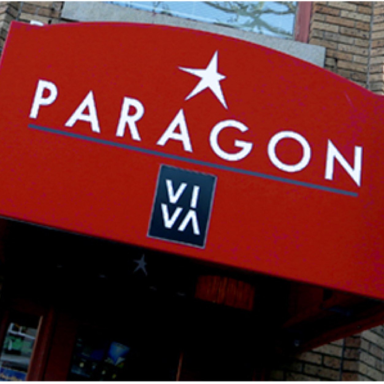 By day Café Paragon is a sophisticated European Bistro and at night the restaurant transforms into the entertaining Club Viva with new events each week!