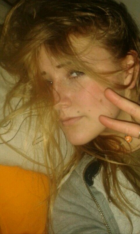 titanicfan96's profile picture. leo dicaprio i named my sims 2 account after you pls just love me back