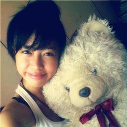 I lurve but i owez hurt 
i misz but i owez left it behind
i laugh but i owez pretend
i cry but i owez smile :)