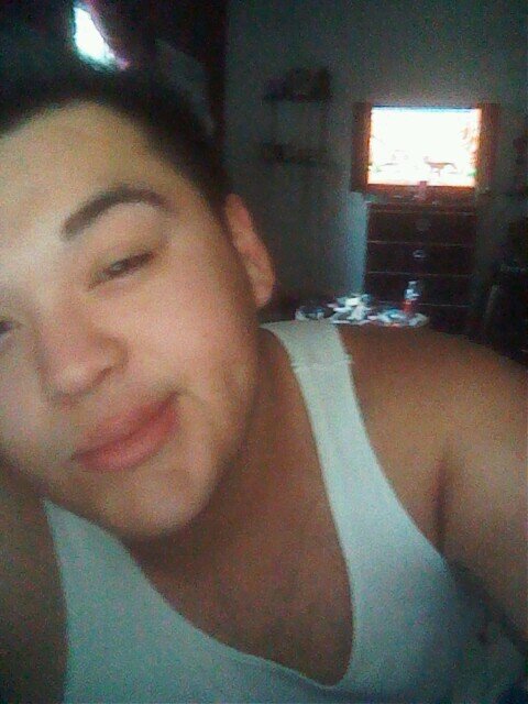 Panda_soFadeddd's profile picture. #itweet random shit. #idgaf #team420 #teamgay :)) lost? follow me hehe.  instagram@ panda_soo_fadeddd hehe