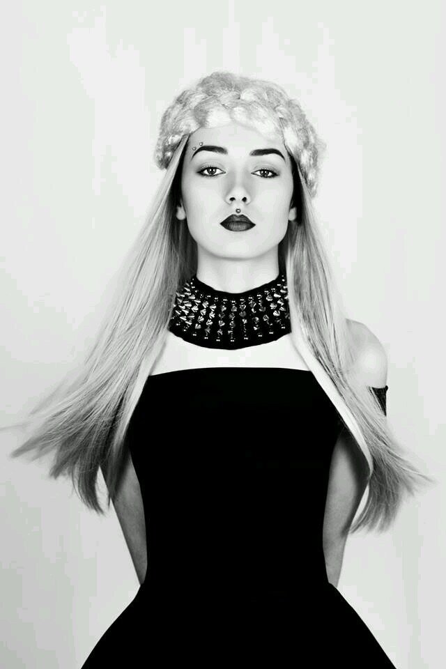 camilledoeshair's profile picture. 