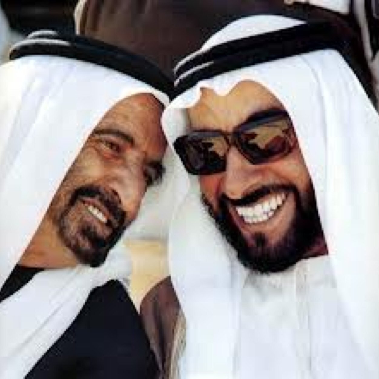 اللهم اسق قبر فقيدنا راشد طلال راشد الحارثي بفيضٍ من رحمتك اللهم ارحمه وادخله جنات تجري من تحتها الأنهار😓💔