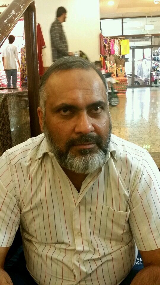 chief executive farooqi shipping services llc dubai