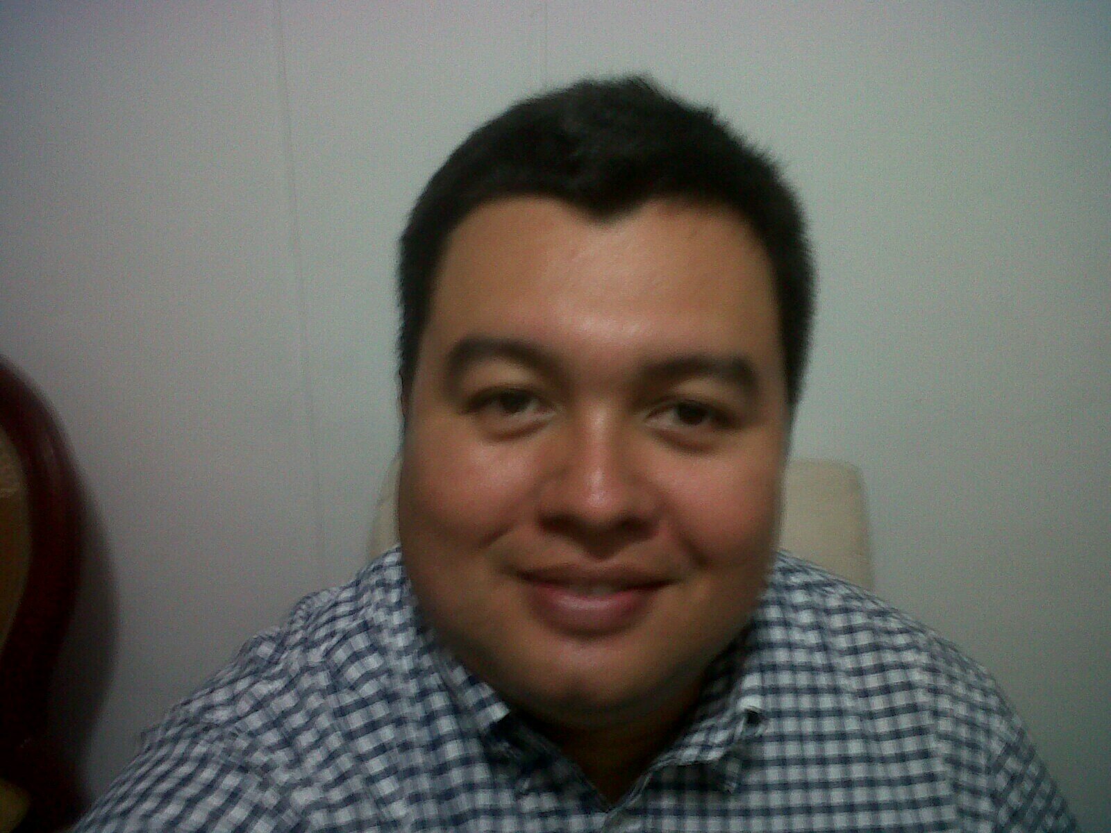 ADMINISTRADOR DE EMPRESAS ESP GESTION PUBLICA, empresario ,consultor politico catolico apostolico creyente de Dios y servidor de su palabra