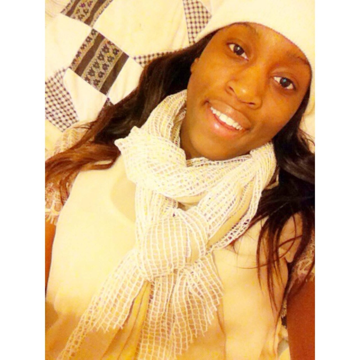 Facebook : PrettyDarkskinned Instagram : xPrettyDarkskinned Oovoo : xPrettyPersia Live , Love , Laugh ! ️✌️