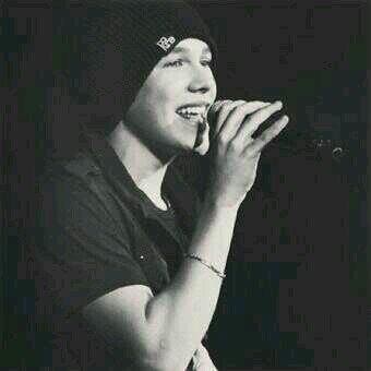 I will always support you and I'm so proud of you on everything what you have reached ҳ̸Ҳ̸ҳ