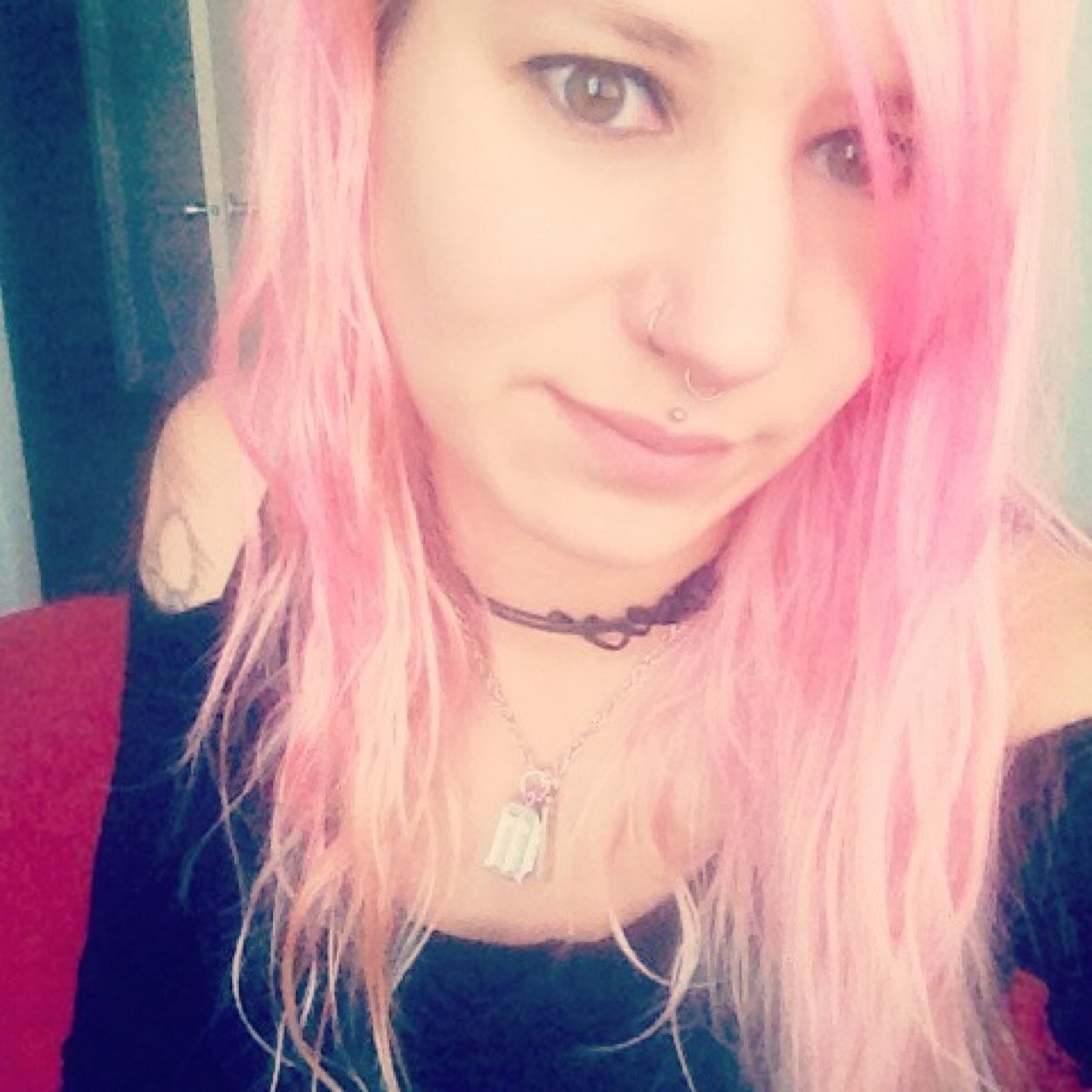 FranchescaNova's profile picture. .