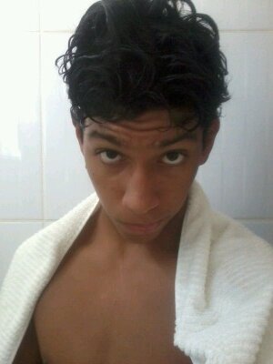 I love rock, beach, surfing, my guitar and my life