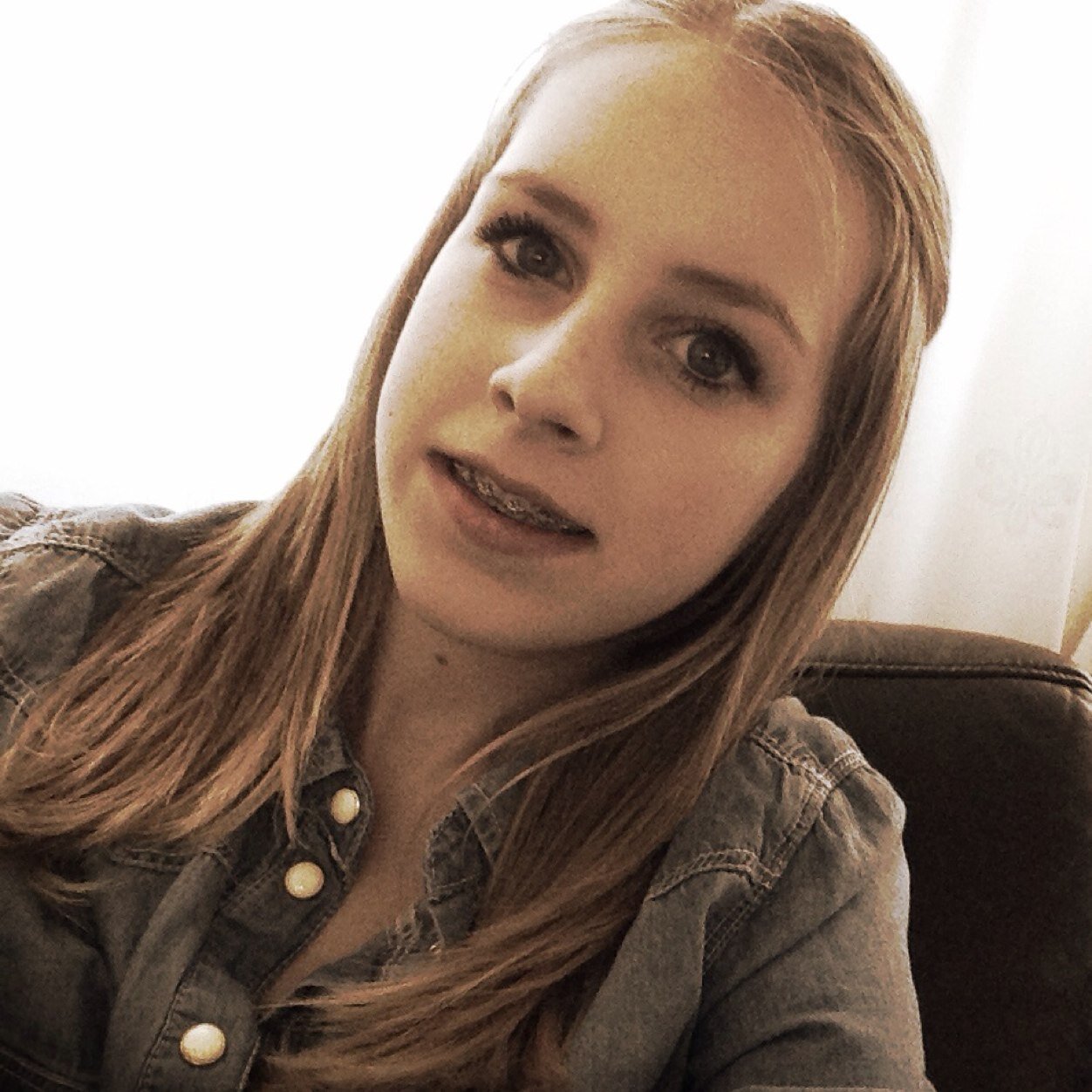 altijd gezellig met jou , ik hou van je ! xx @AnneRullenraad1 ♥♥