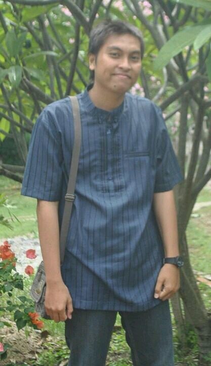 myman_anas's profile picture. Stand Still