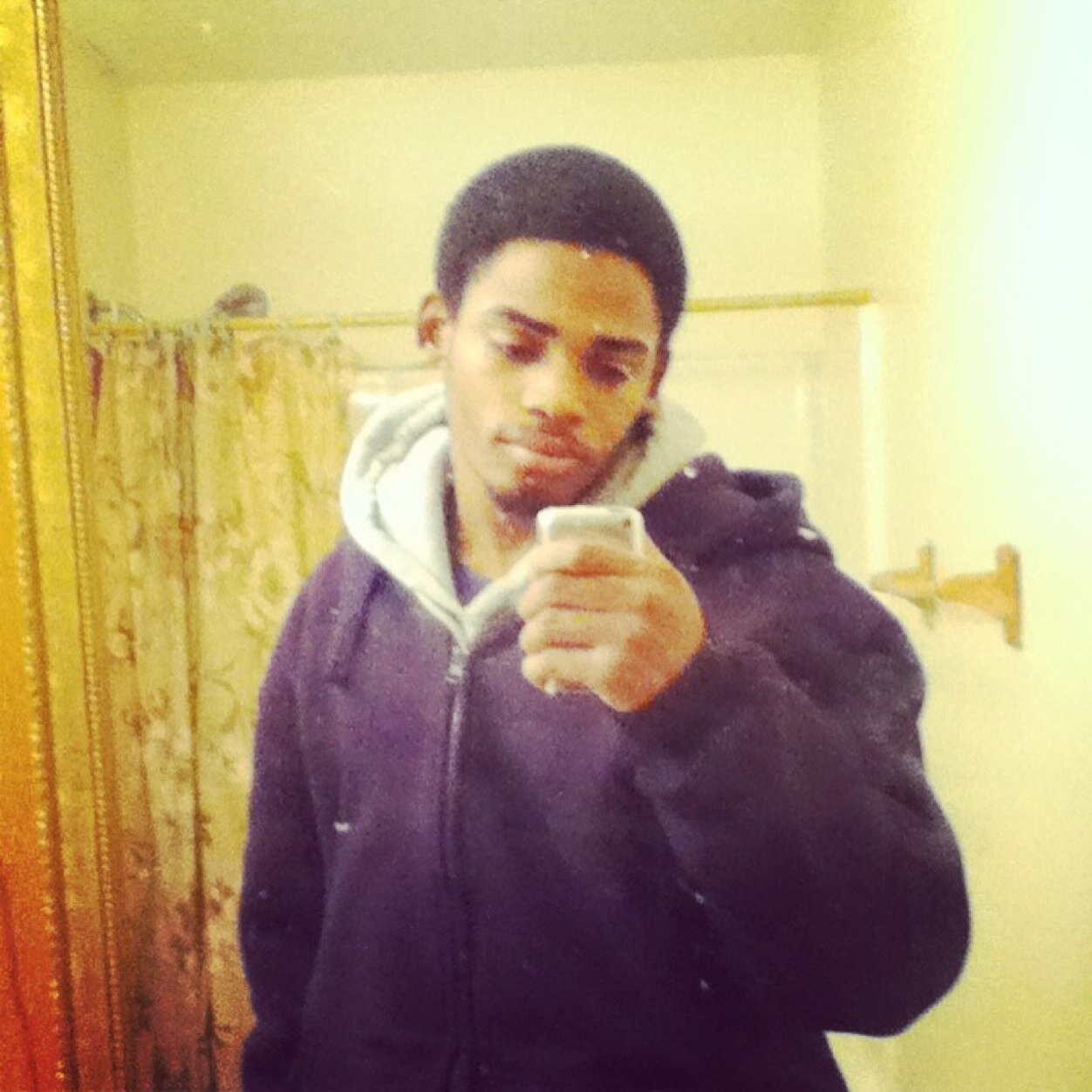 king_booker0830's profile picture. Call me booker. Fucka A Hater. Imma be me til I die. Don't like me oh well haha. 18 yrs old . Single hmu aha