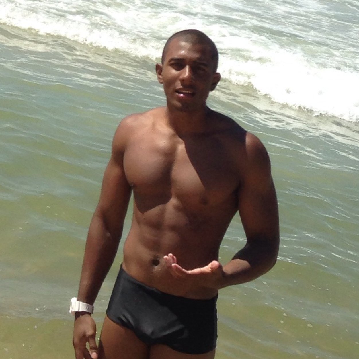 Eis me aqui numa margem distante .... Carioca, 17