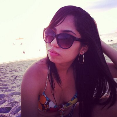NathaliaMarins's profile image