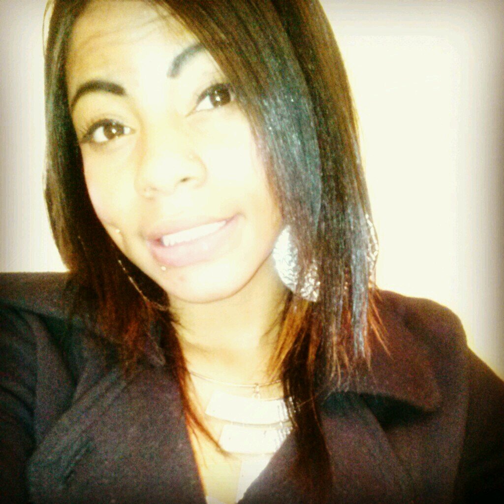 niseybethe1's profile picture. no bio , needed you should kno wassup by the looks ;)