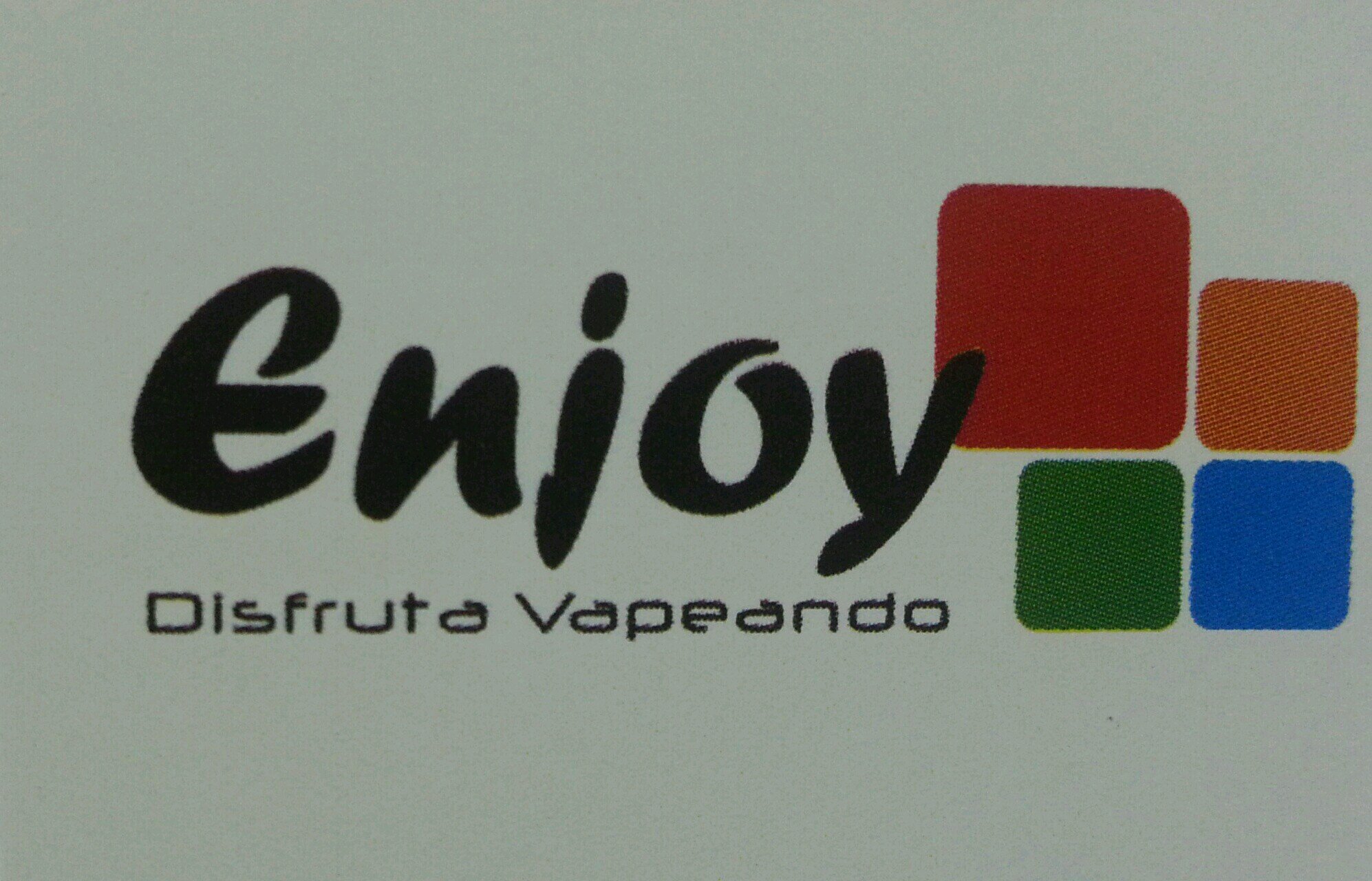 Distribución de cigarrillos electrónicos, vaporizadores y líquidos para el vapeo.