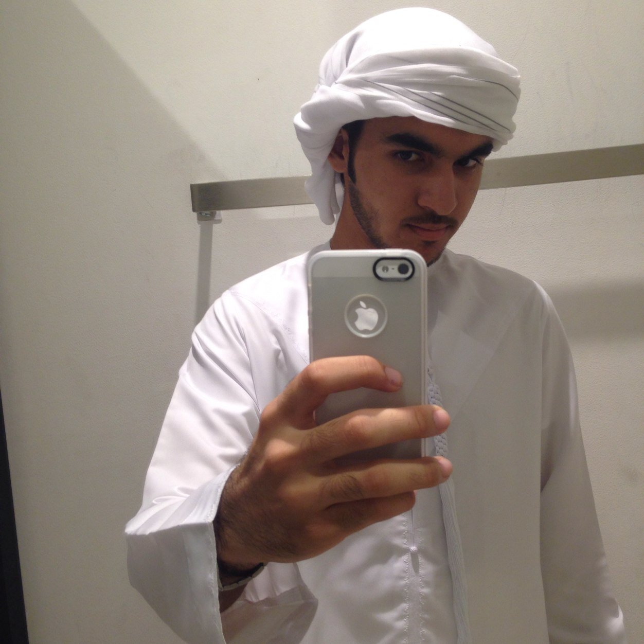 Age:17years ...follow me i will follow you back&enjoy❤️/kik:its3bowwd
