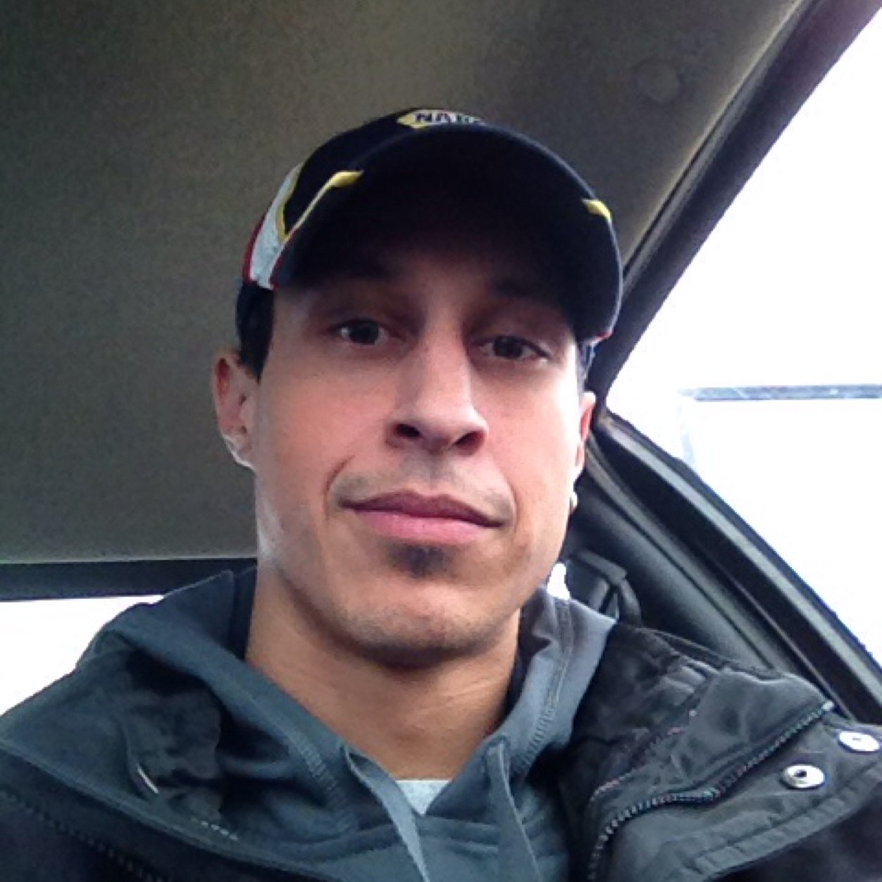 Twitch affiliate streamer find me at https://t.co/iITmd6vBg8. Also check out my best clips on https://t.co/t1LGagQ6fY