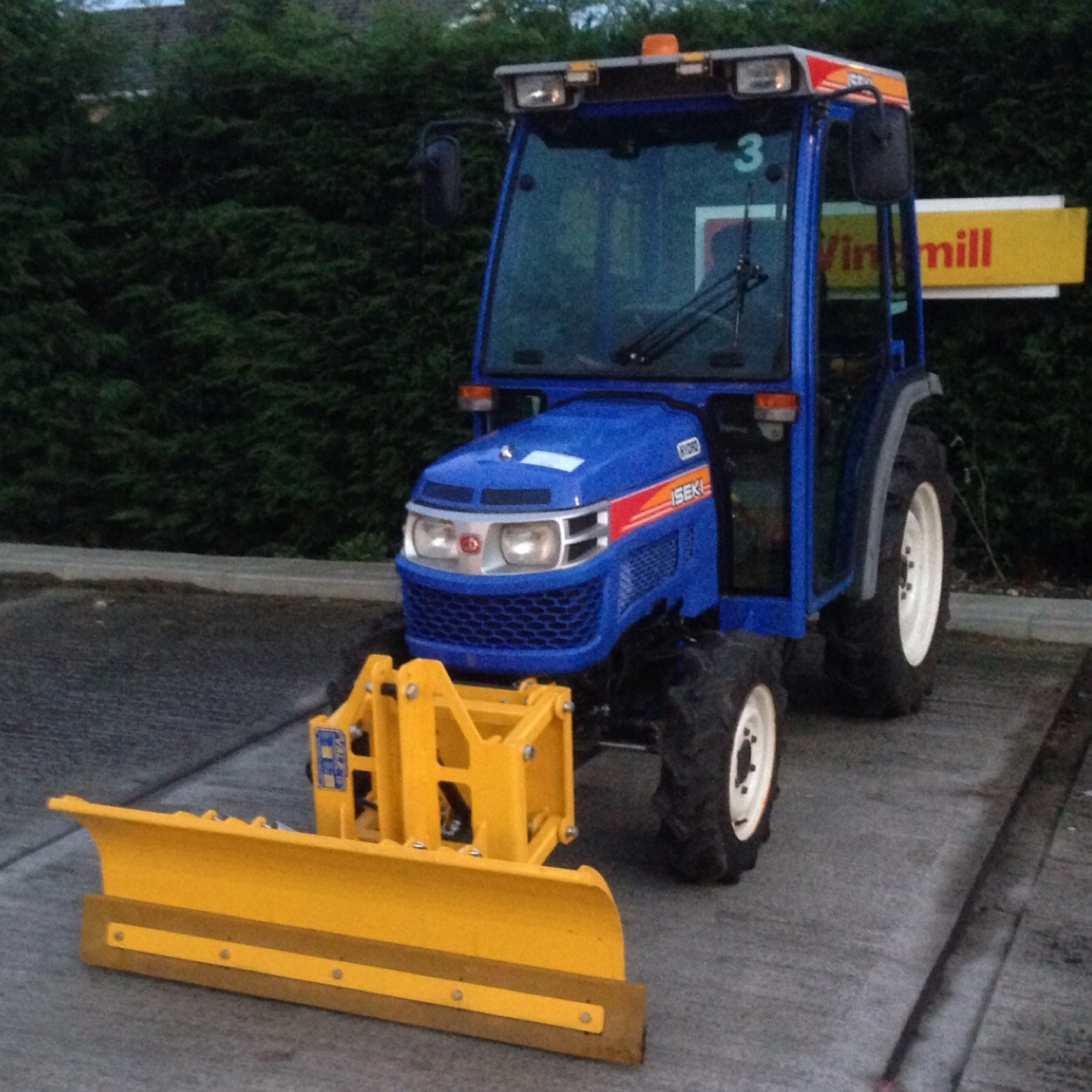 clearacre's profile picture. Retired now and loving it