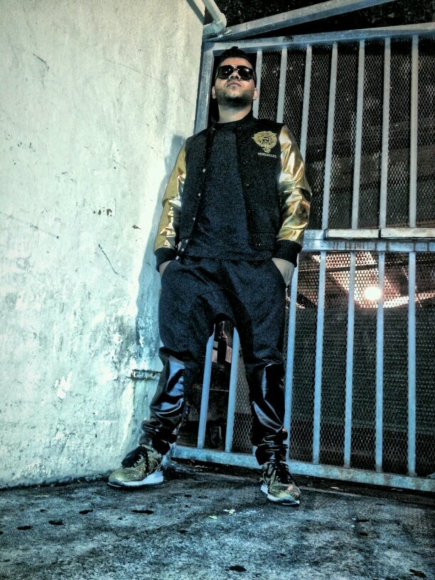 Dj/Producer/CeO ReaL musik inC/DJ for eL zoL 95.7fm #elvacilondelagatita