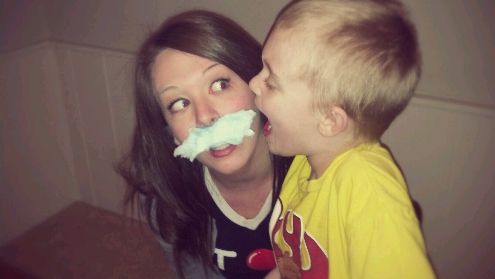 BarbieBee83's profile picture. Mommy, Jesus freak, Lover of laughter, Pop star; in the car. Aspiring to everything. Ridiculousness, a given.