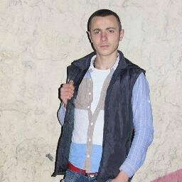 mutlu olmak istiyorsan kimseden birşey bekleme ;)