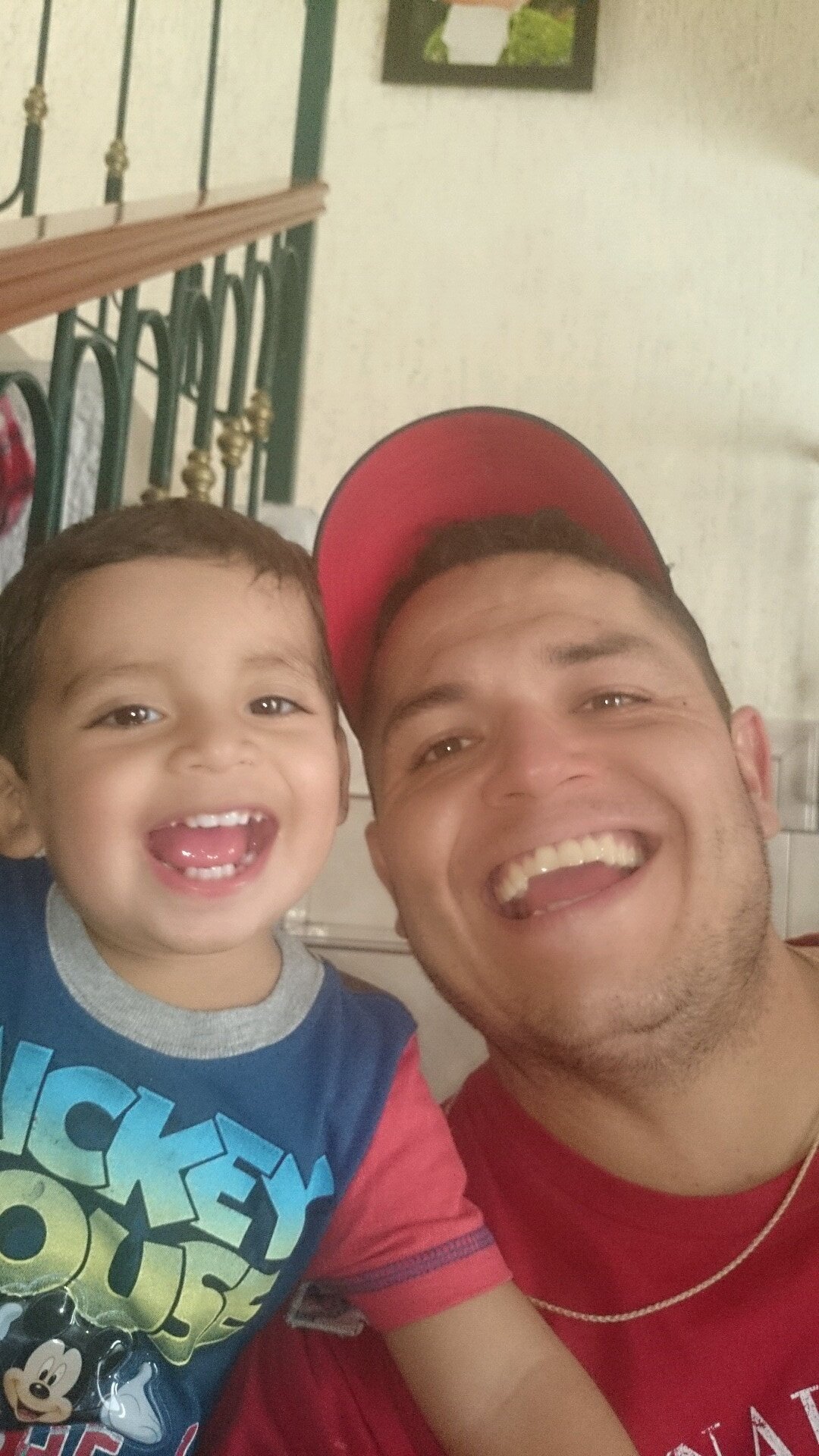 alvareztorres81's profile picture. 