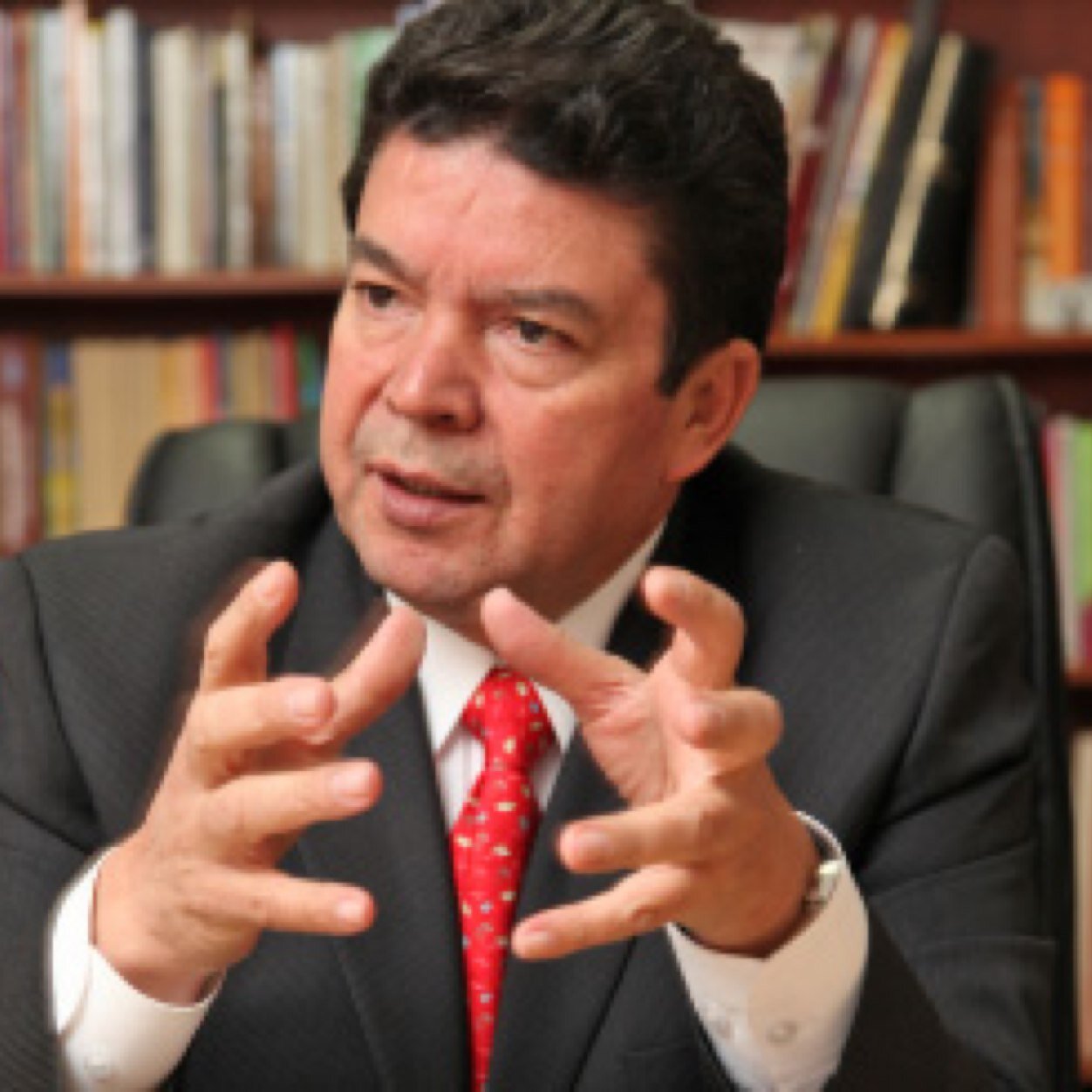 Julio Roberto Gómez