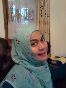 A Wife of Mr. Roosseno Wibowo, A Daughter from Lovely Parent Mr. Tampubolon and Mrs. Tindarwati.. I'm Proud to be part of them.. ❤❤