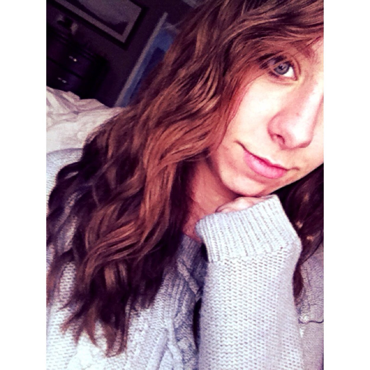 StoryVernon's profile picture. Baby, you're a firework.