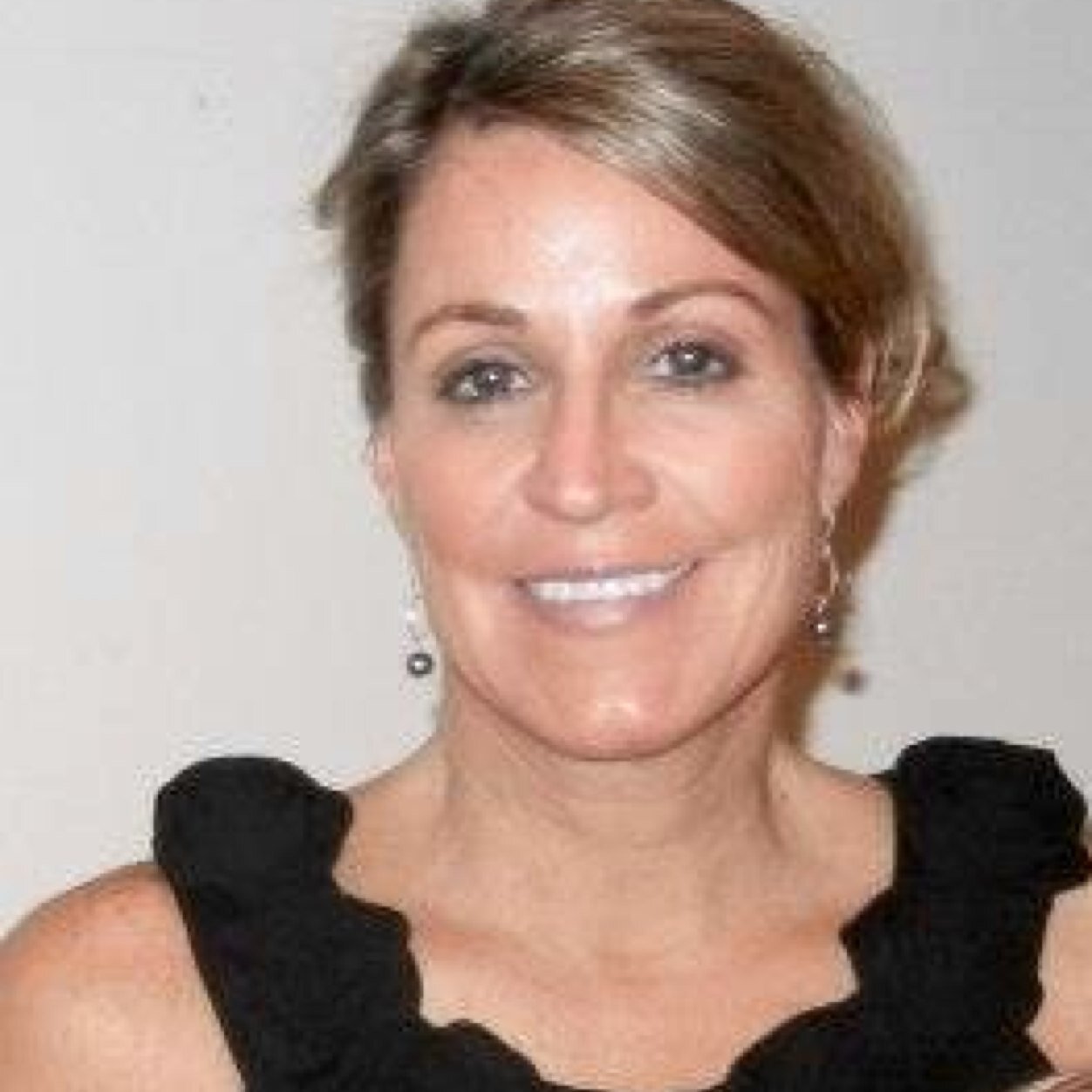 LauraDorseyE1's profile picture. 