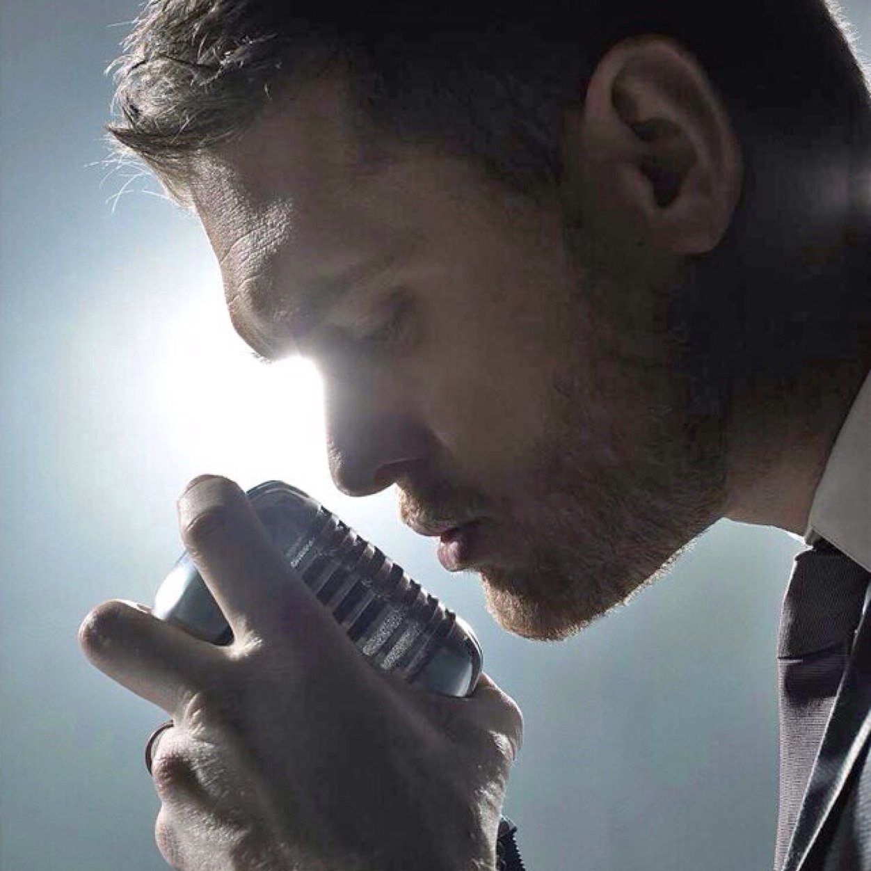 i adore @michaelbuble for the artist he is. i am going to have him as my bff one day, even if it takes a lifetime for it to happen, I AM. #forreal #muchlove♥️
