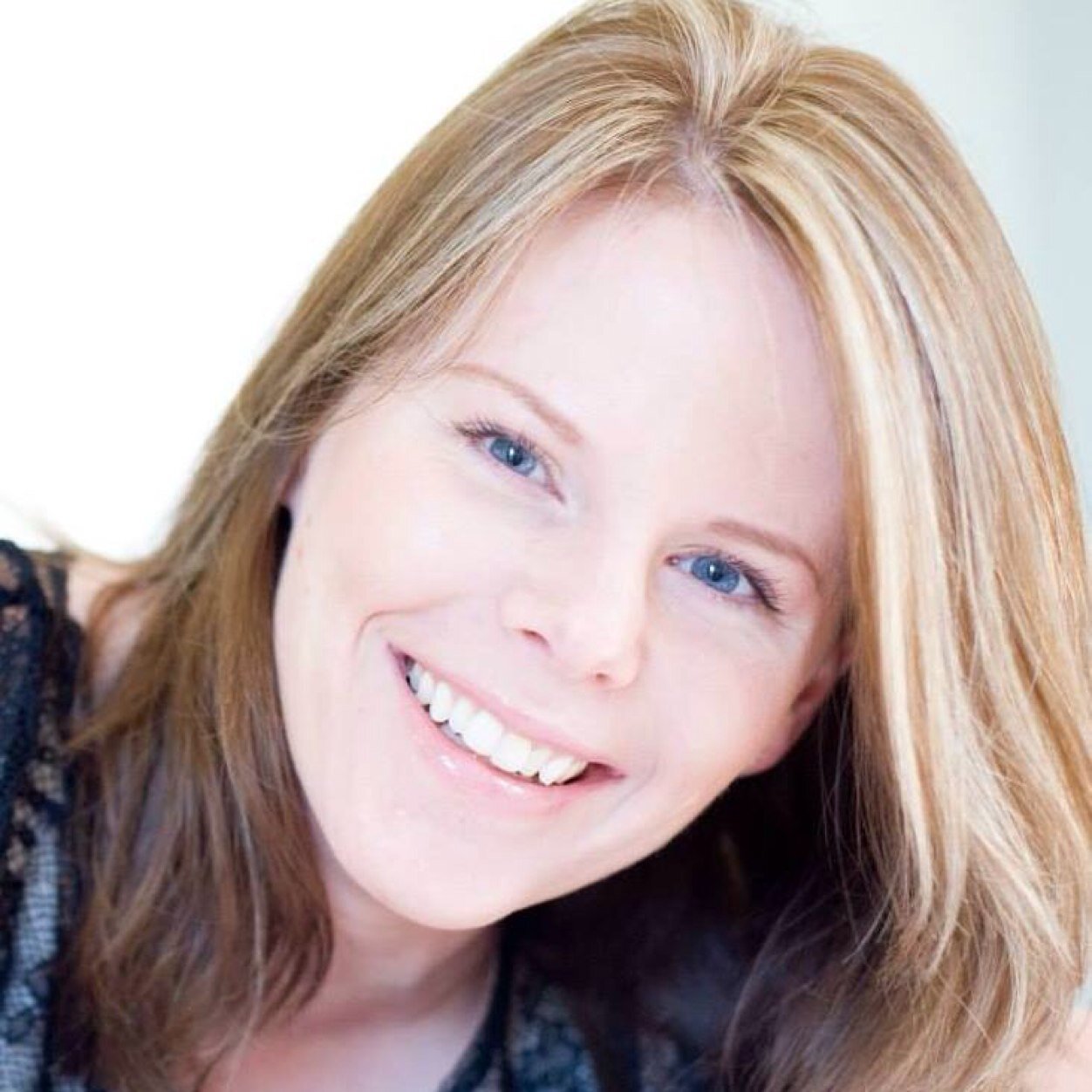 Elizannpope's profile picture. 